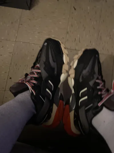 Balenciaga Track Black Red (Without LED) 542436 W1GB1 1000 review Motts 01