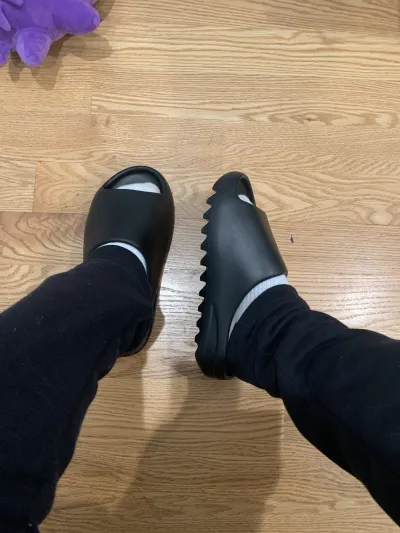 Adidas Yeezy Slide Black FX0495 review John quizhpi