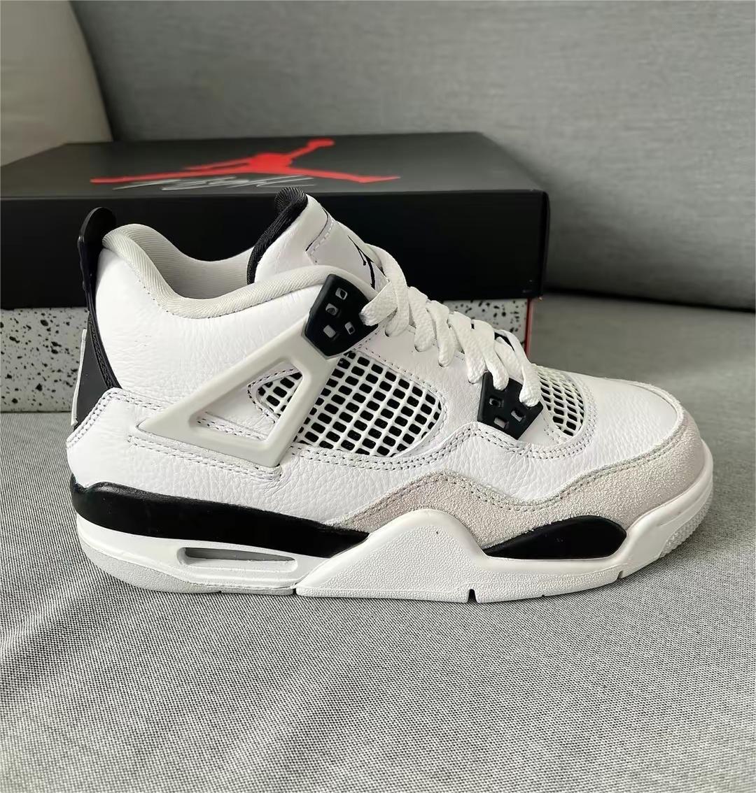 Air Jordan 4 Retro Military Black DH6927-111 review Duenas