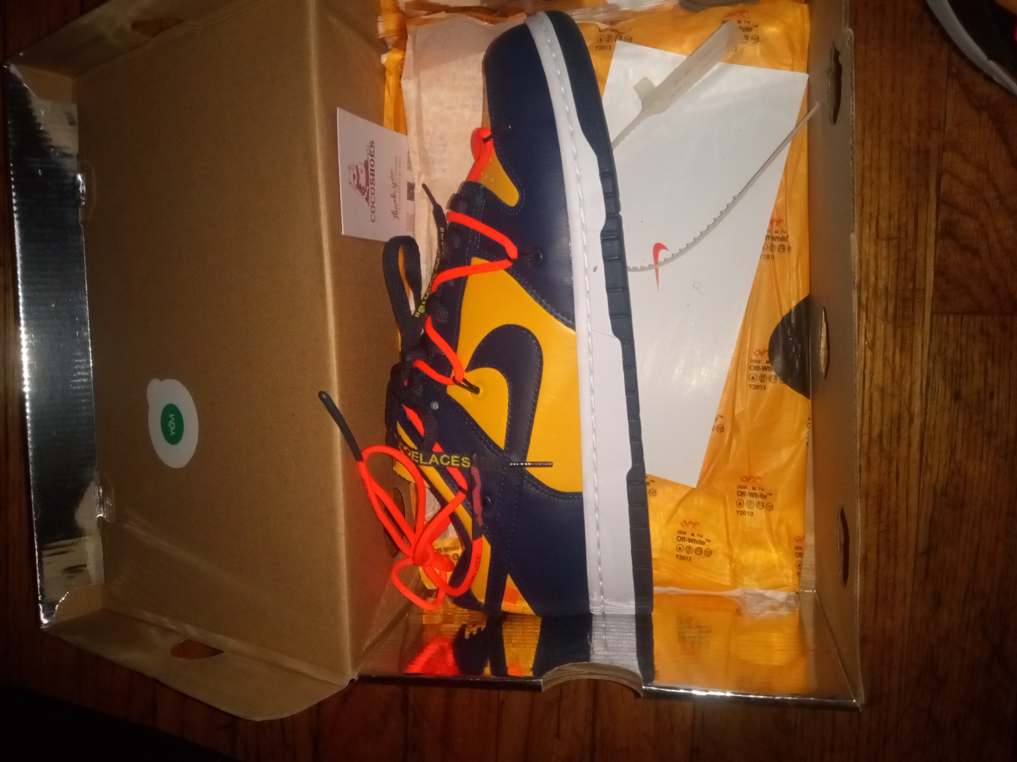 Nike Dunk SB Low Off-White University Gold Midnight Navy CT0856-700 review Johnny 04