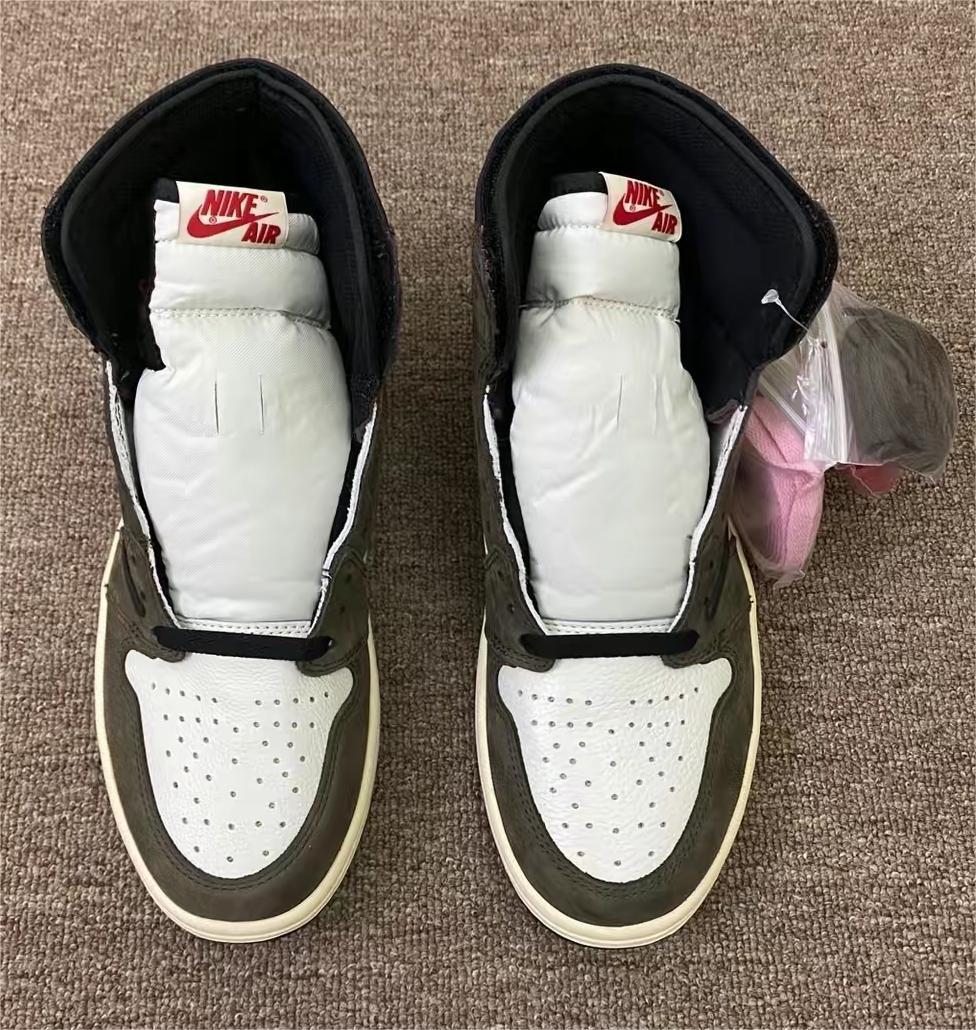 Air Jordan 1 Retro High Travis Scott CD4487-100 review Ybarra