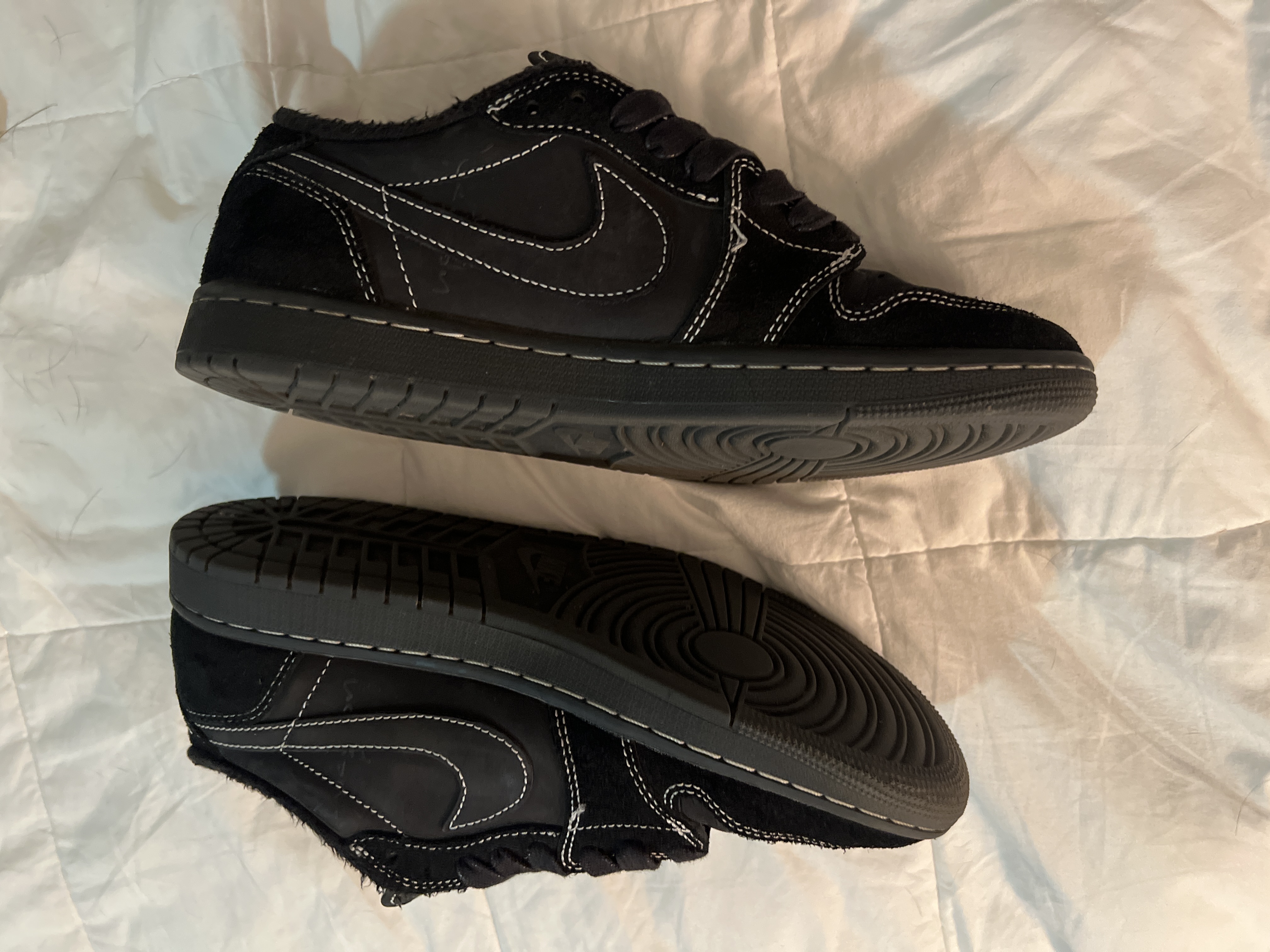 Air Jordan 1 Retro Low OG SP Travis Scott Black Phantom DM7866-001 review David 01