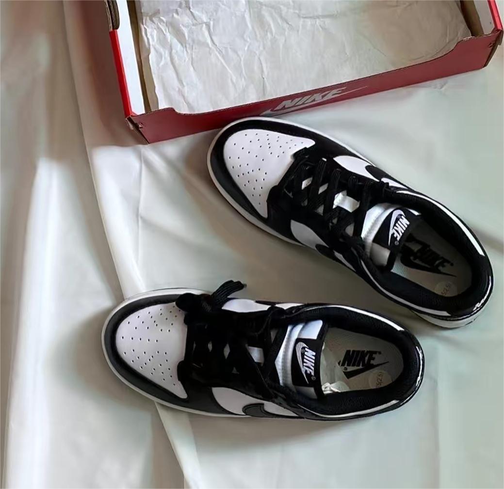 Nike Dunk Low Retro White Black Panda DD1391-100 review Matteo 01