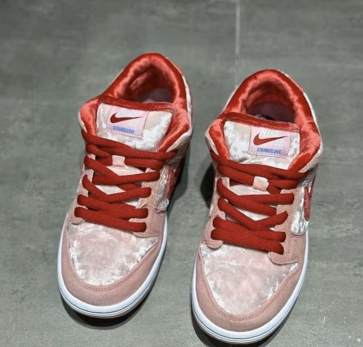 Nike Dunk SB Low StrangeLove Skateboards (Special Box) CT2552-800 review Jamarcus Starks 01