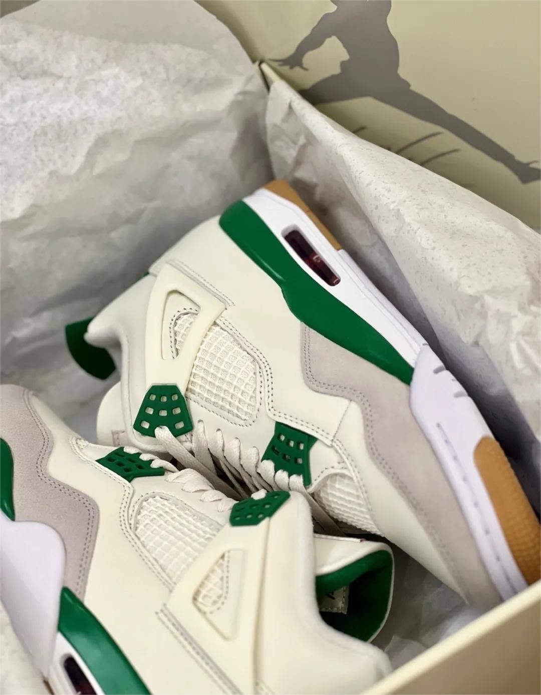 Air Jordan 4 Retro SB Pine Green DR5415-103 review Spencer 01
