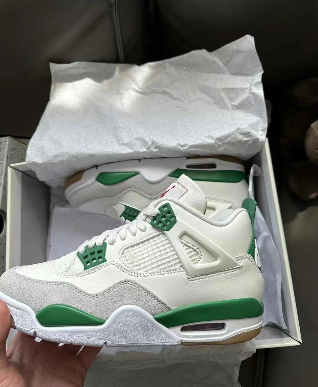 Air Jordan 4 Retro SB Pine Green DR5415-103 review Tim