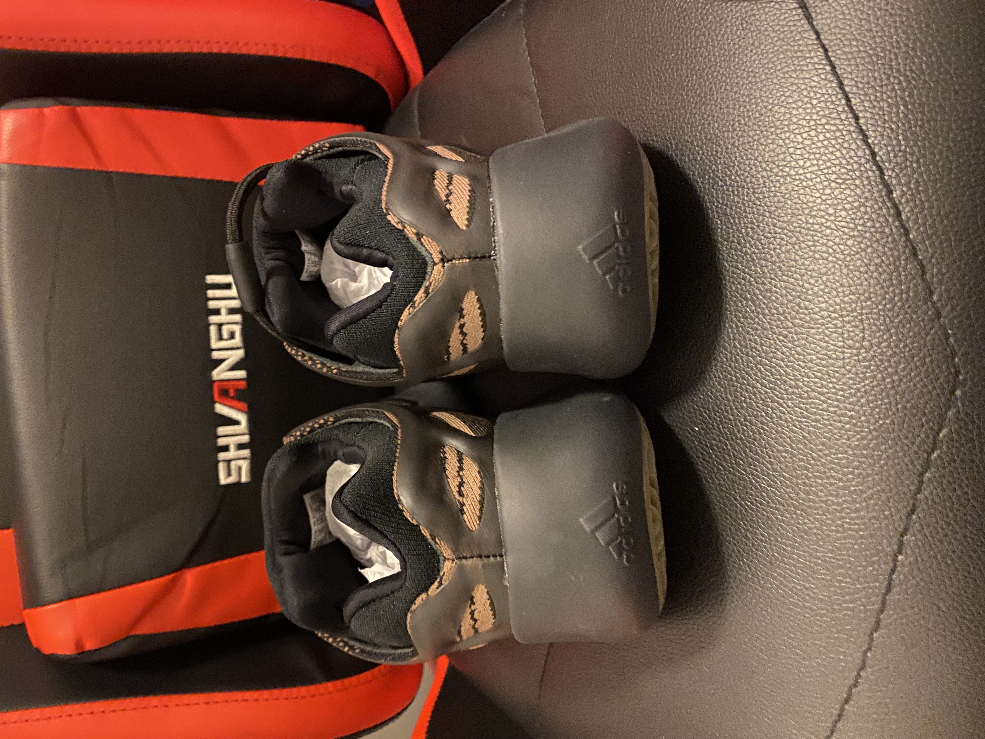 Adidas Yeezy 700 V3 Clay Brown GY0189 review Review 2 04