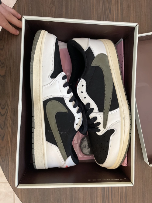 Travis Scott x Air Jordan 1 Low OG Olive DZ4137-106 review 