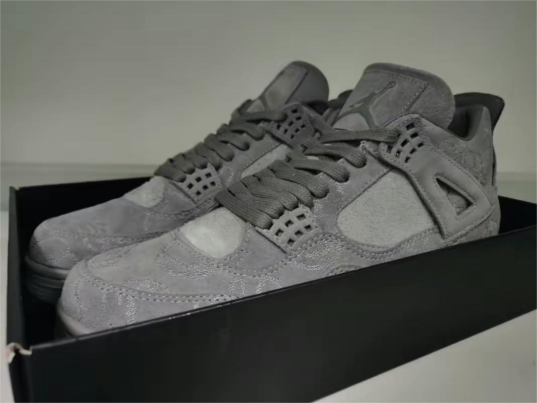 Air Jordan 4 Retro Kaws 930155-003 review Maxy