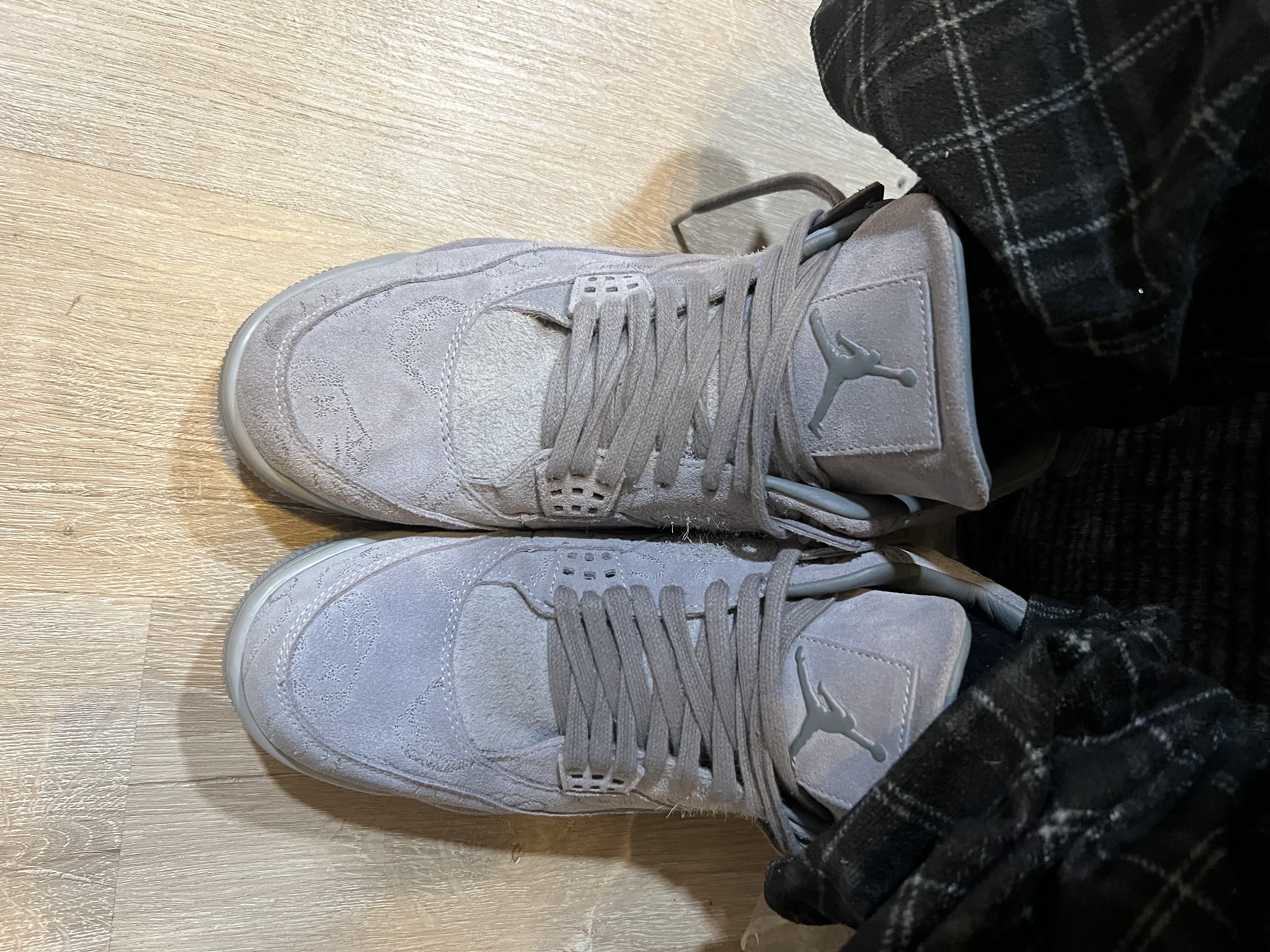Air Jordan 4 Retro Kaws 930155-003 review Omar 00