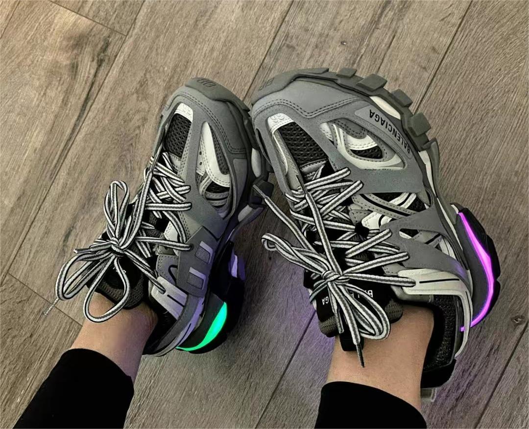 Balenciaga Track Grey LED 542023W1GB71214 review Dylan