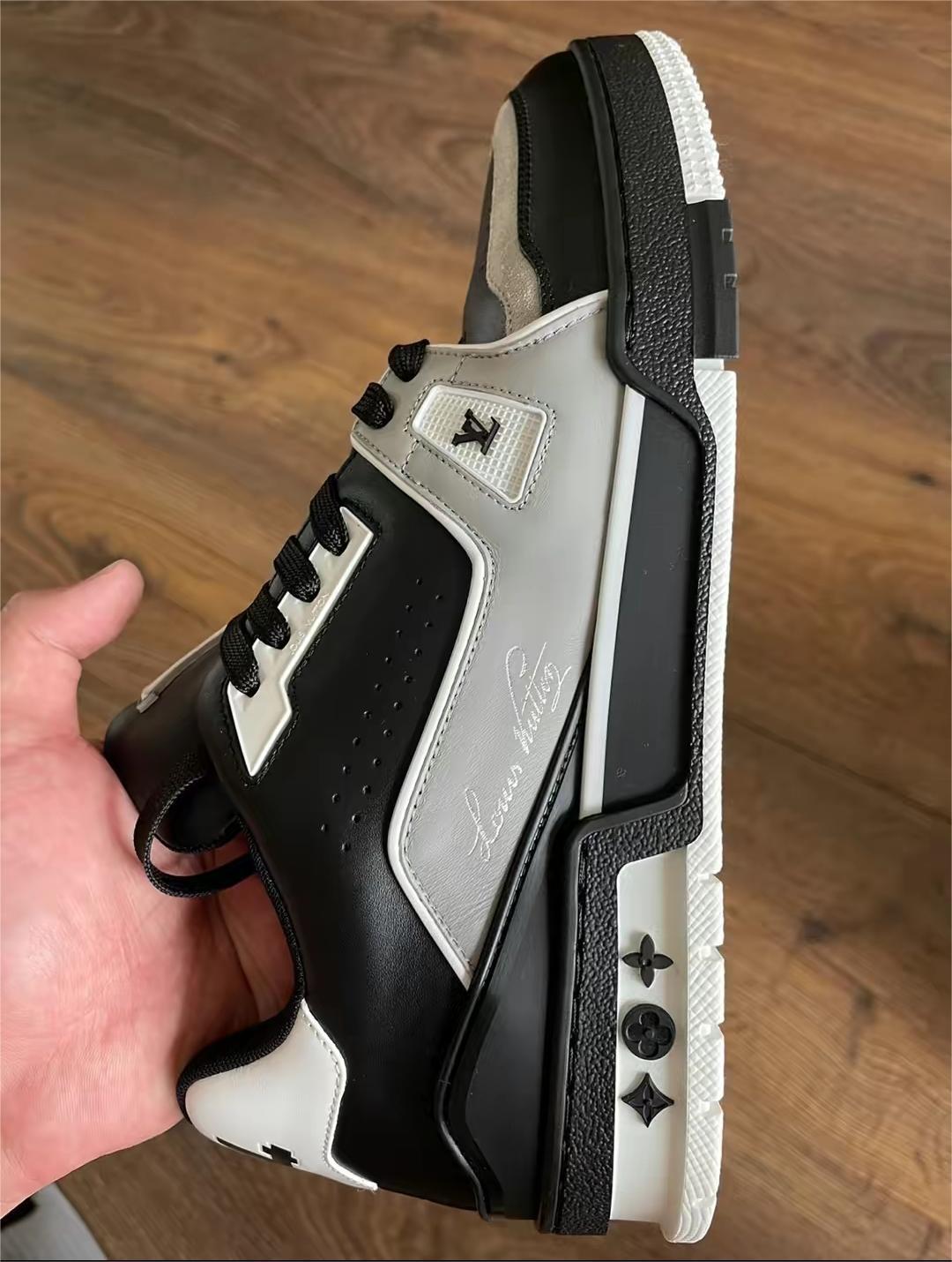 Louis Vuitton Trainer Cowboy Black Gray 1AAHS3 review Keith