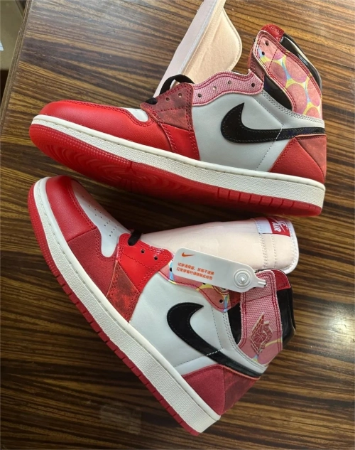 Air Jordan 1 Retro High OG Spider-Man Across the Spider-Verse DV1748-601 review 