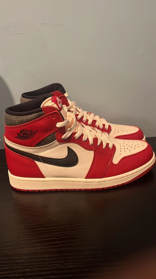 Air Jordan 1 Retro High OG Chicago Lost and Found DZ5485-612 review 