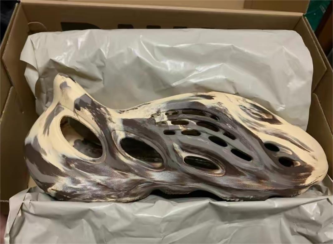 adidas Yeezy Foam Runner MX Cream Clay GX8774 review Lraine