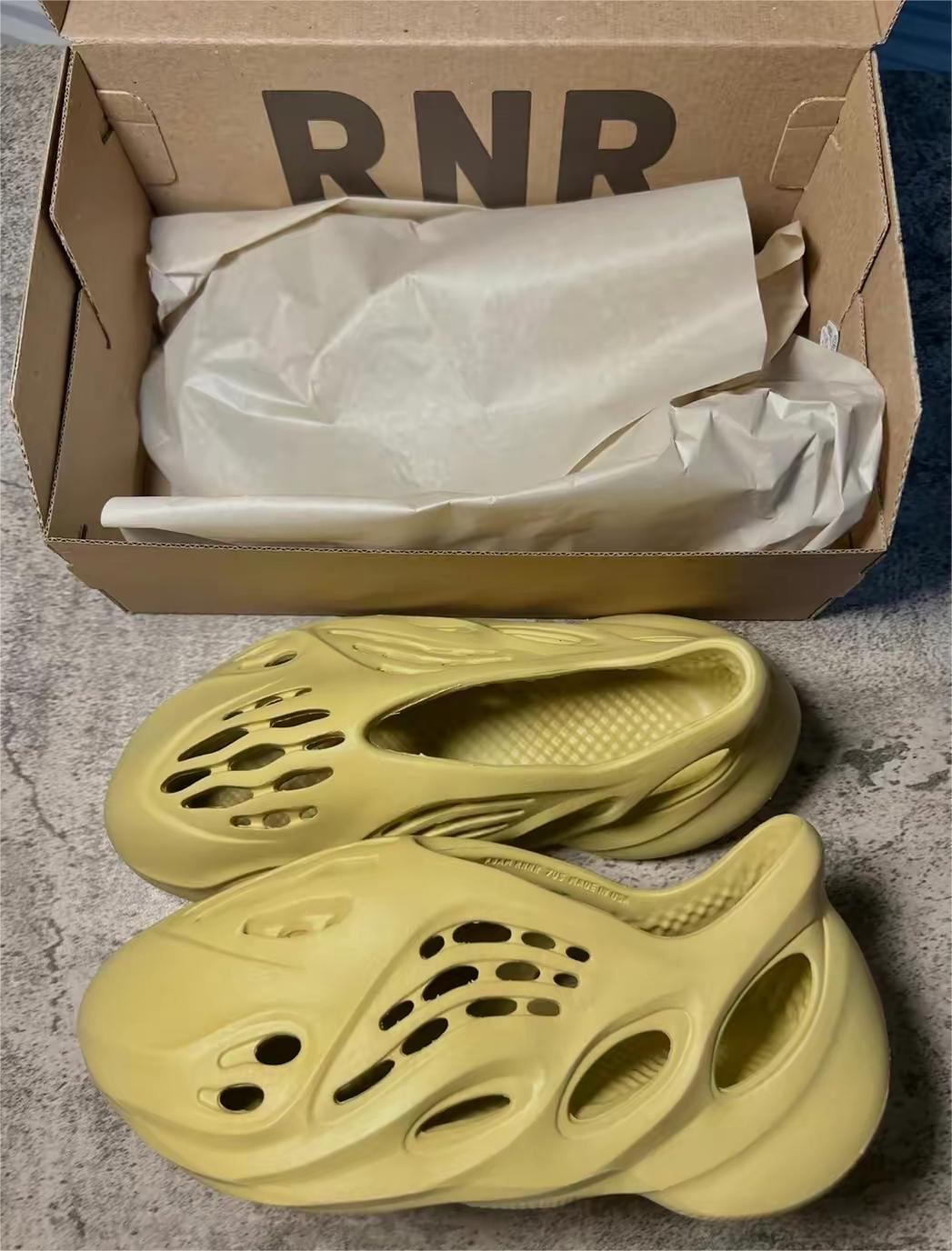 adidas Yeezy Foam Runner Sulfur GV6775 review Ismail