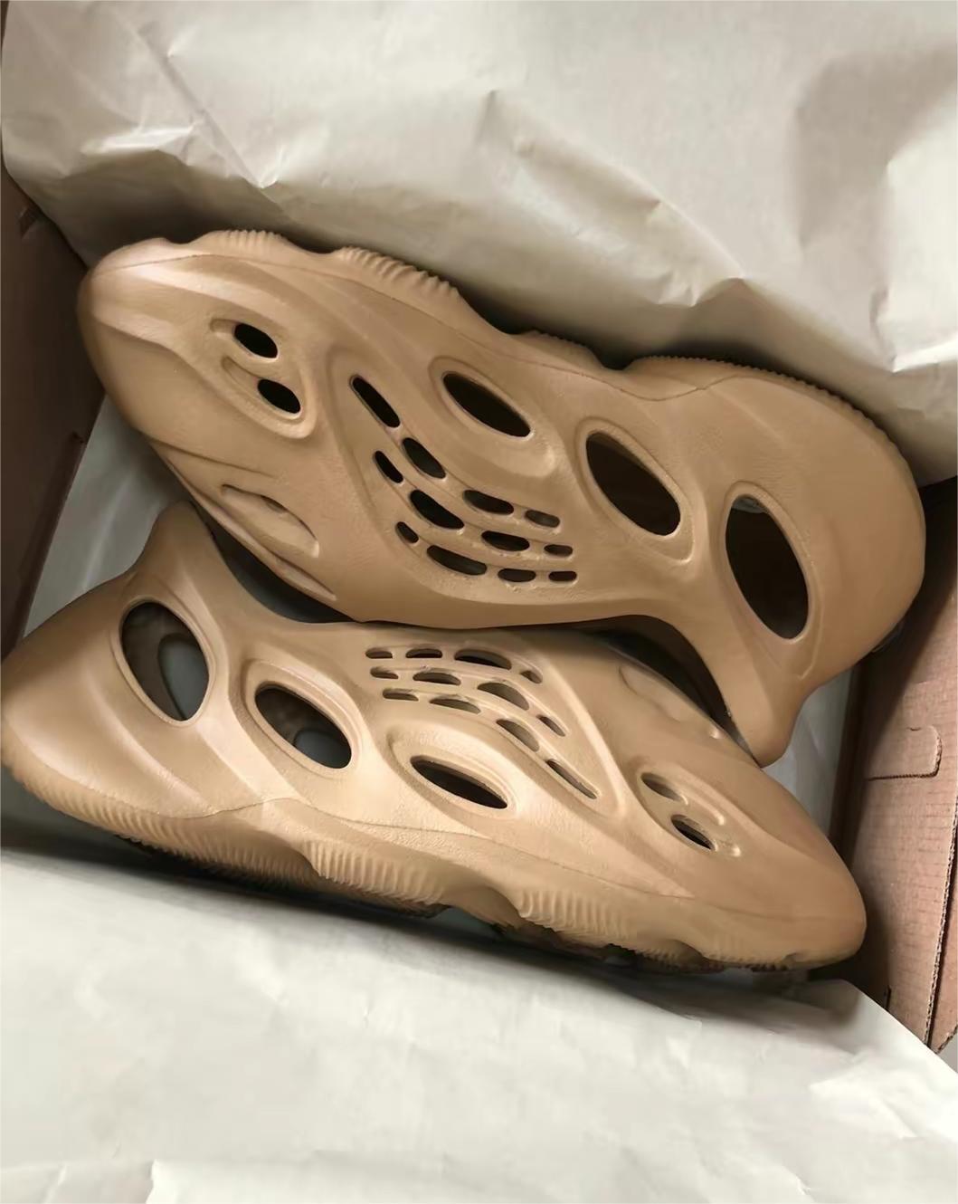 adidas Yeezy Foam Runner Ochre GW3354 review Lucien