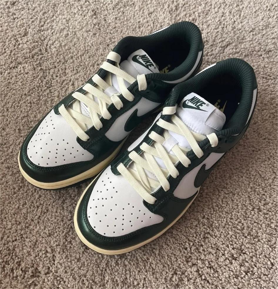 Nike Dunk Low Vintage Green DQ8580-100 review Barton