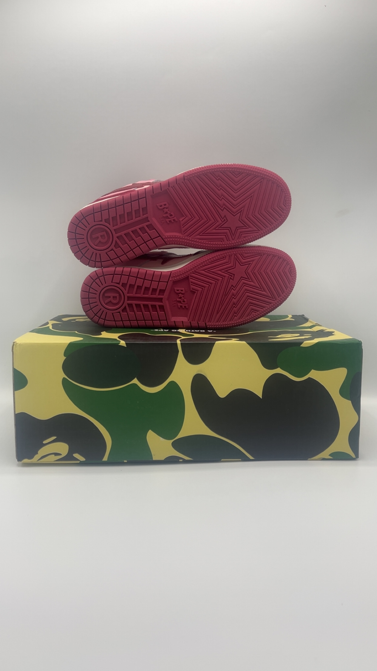 A Bathing Ape Bape Sta Low Mountain White Red review bandz 03