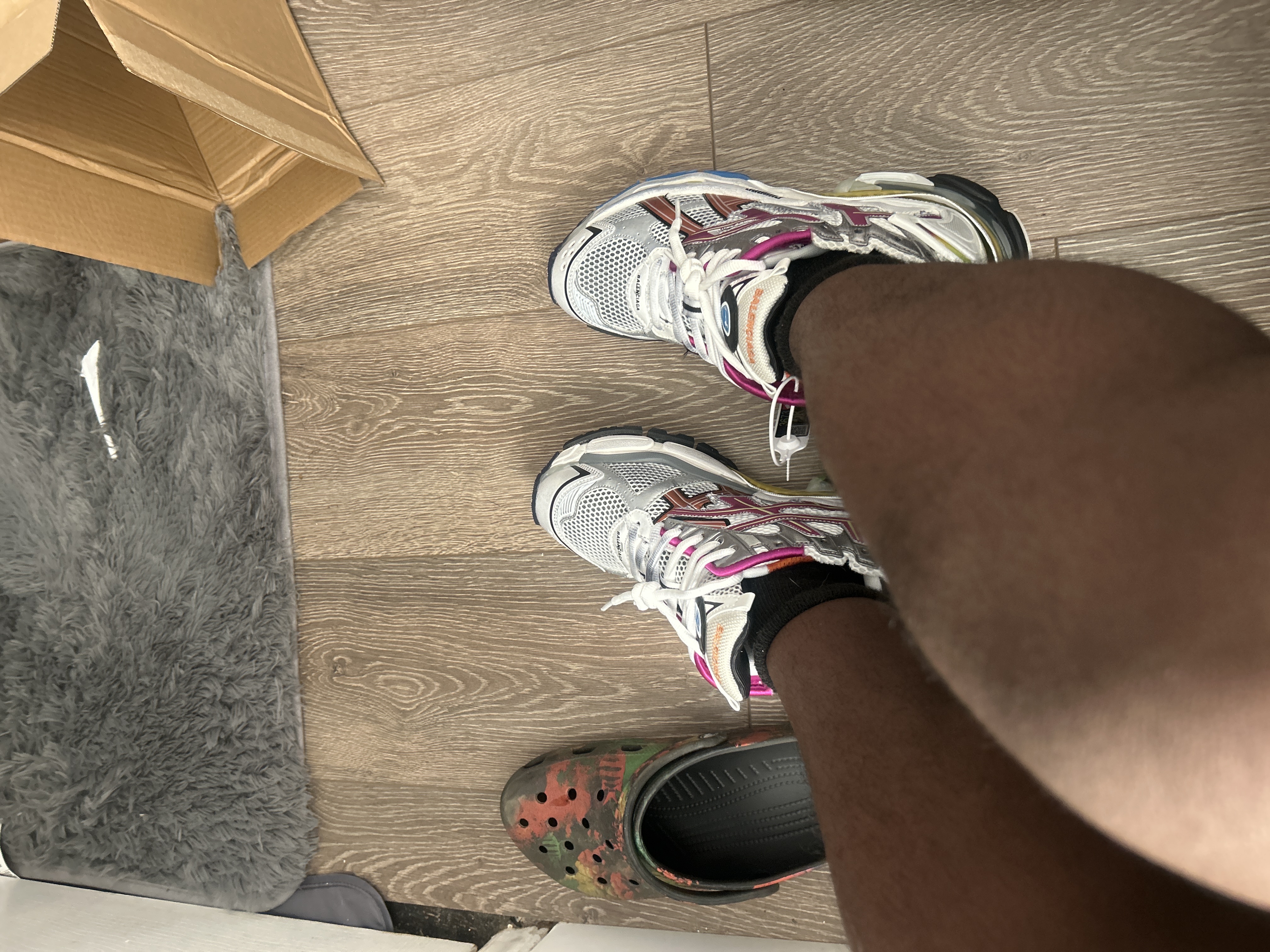 Balenciaga Runner Multicolor 677403W3RB68123 review Caleb 00