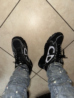 Dior B30 Triple Black 3SN279ZRF_H900 review Chico 01