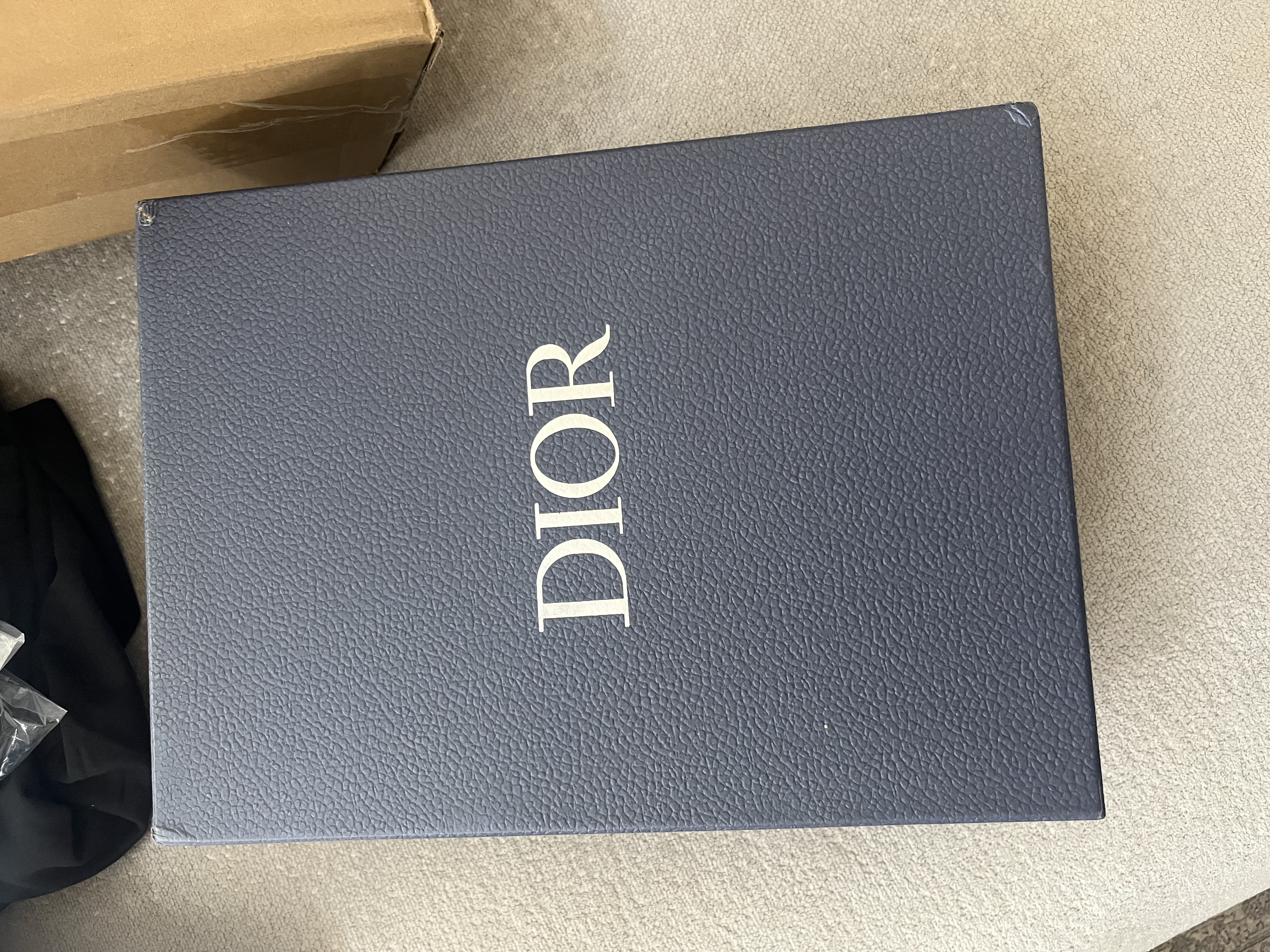 Dior B30 Black 3SN279ZMB_H969 review Zahir 01