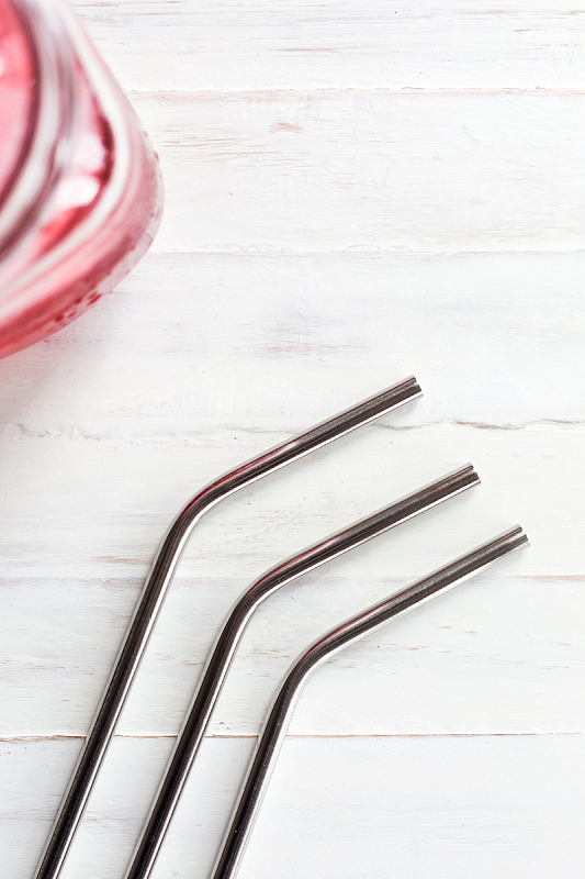 Stainless Steel Straws Set – Reusable with Cleaning Brush