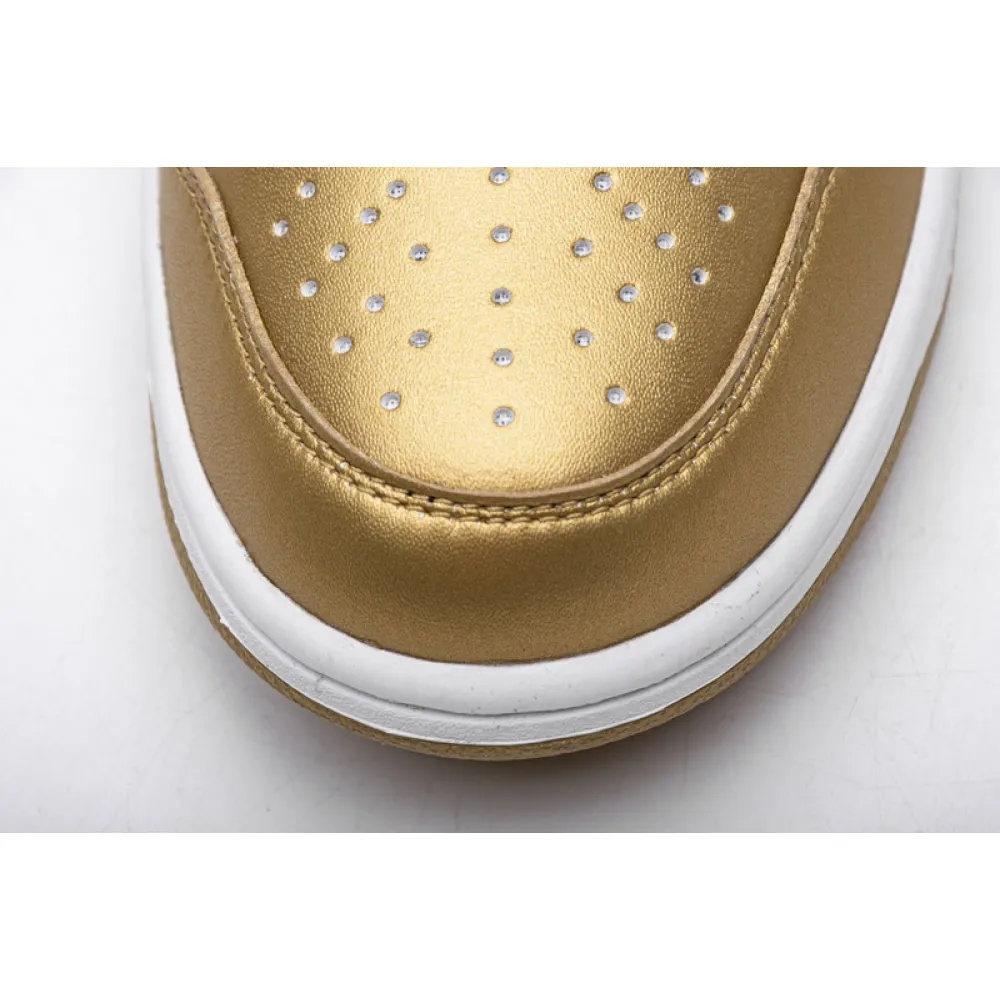 Get Nike SB Dunk Low Supreme Jewel Swoosh Gold CK3480-700