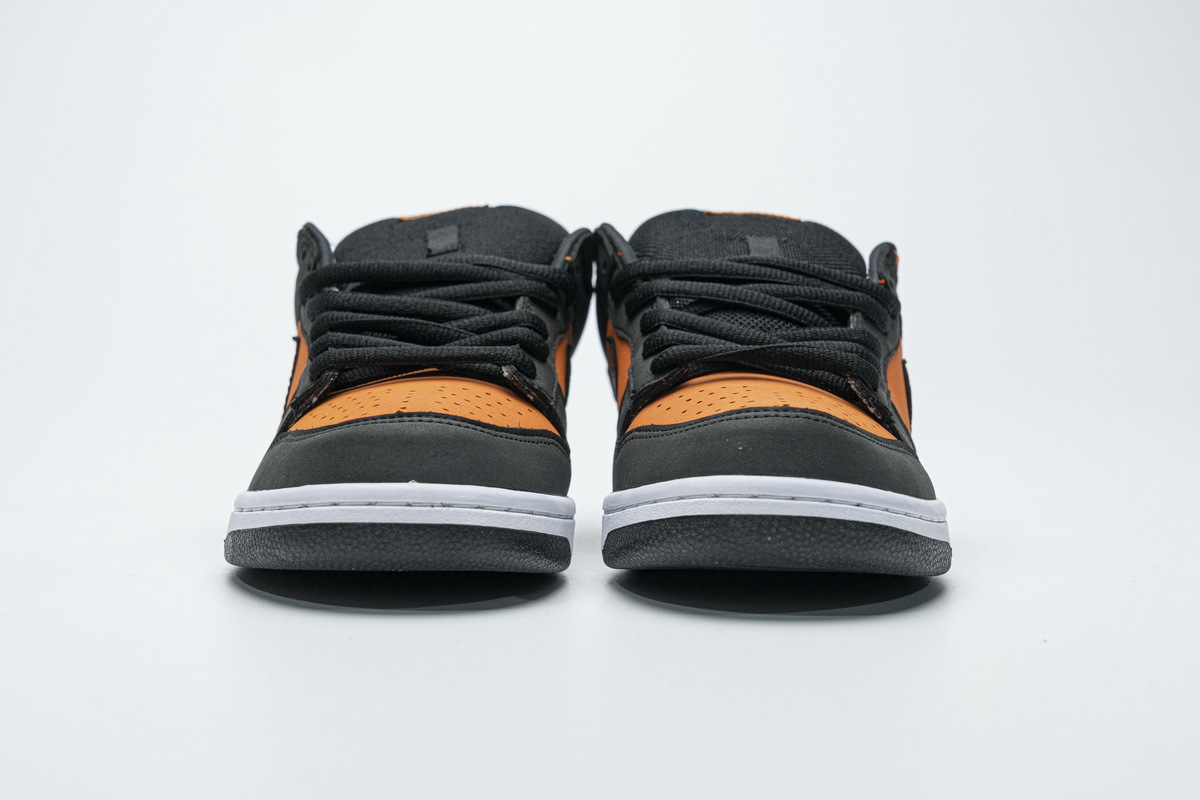 Get Nike SB Dunk Low Orange Flash 304292-801