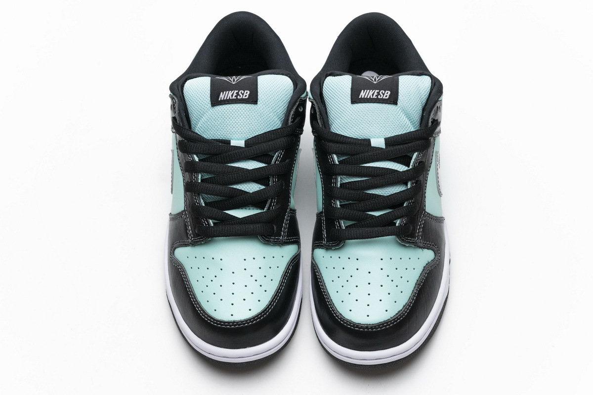 Get Nike Dunk SB Low Diamond Supply Co. 