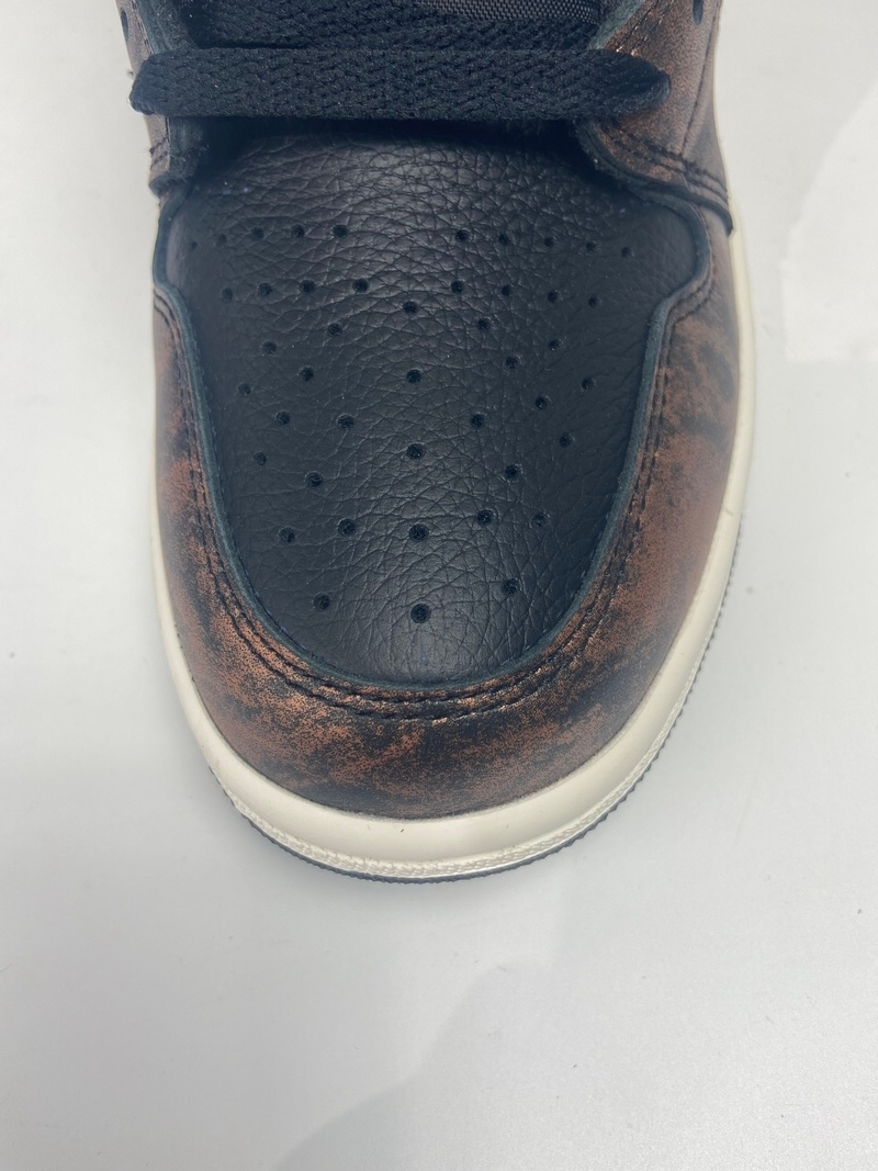  LJR Air Jordan 1 Retro High OG Patina 555088-033