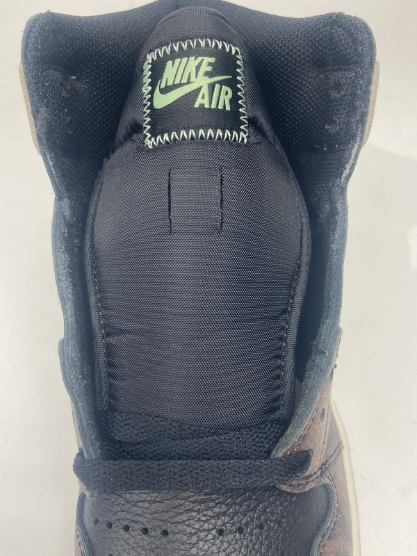  LJR Air Jordan 1 Retro High OG Patina 555088-033