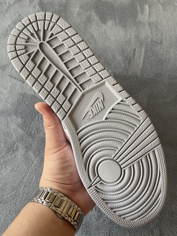 LJR Air Jordan 1 High OG GS Wash North Carolan 555088-402