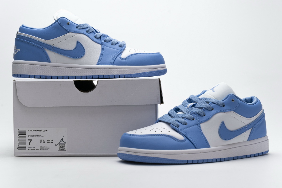 Get Air Jordan 1 Low UNC (W) AO9944-441