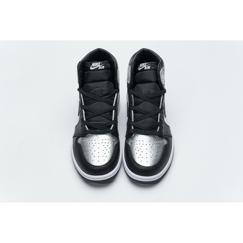 H12 Nike SB Dunk Low Supreme Jewel Swoosh Silver CK3480-001