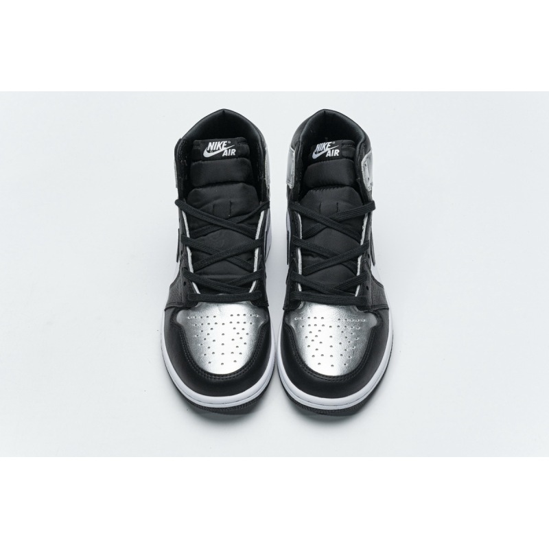 H12 Nike SB Dunk Low Supreme Jewel Swoosh Silver CK3480-001