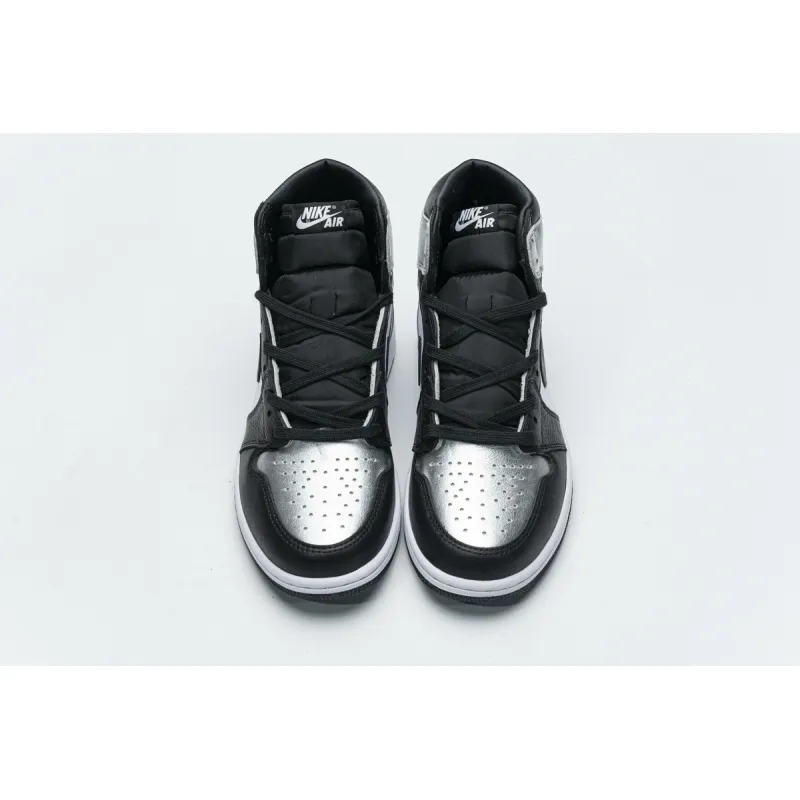 H12 Nike SB Dunk Low Supreme Jewel Swoosh Silver CK3480-001