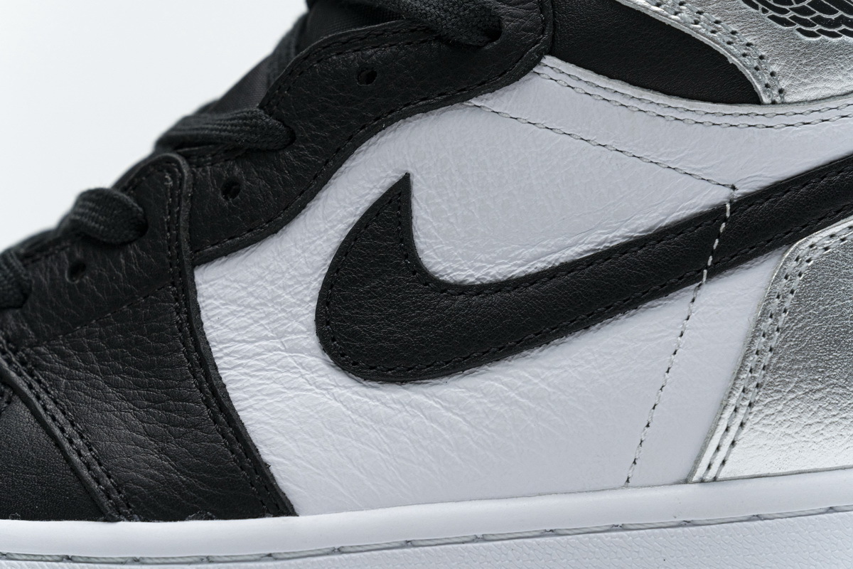 H12 Nike SB Dunk Low Supreme Jewel Swoosh Silver CK3480-001