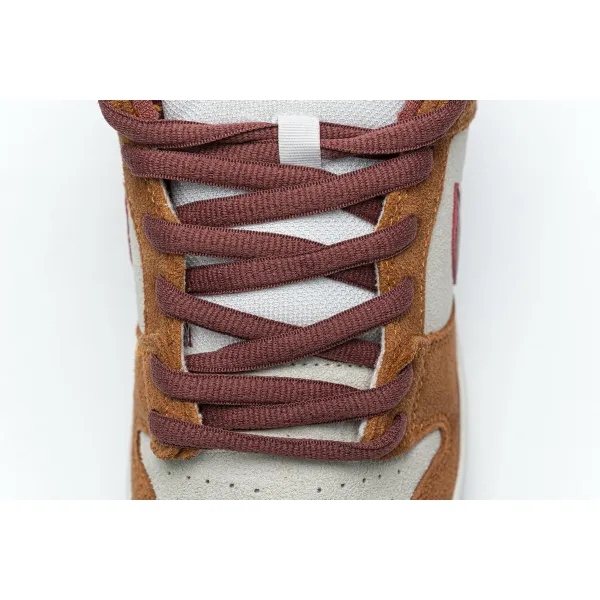 H12 Nike SB Dunk Low Pro Dark Russet Cedar BQ6817-202