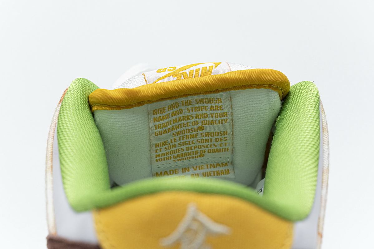 H12 Nike SB Dunk Low Street Hawker (2021) CV1628-800