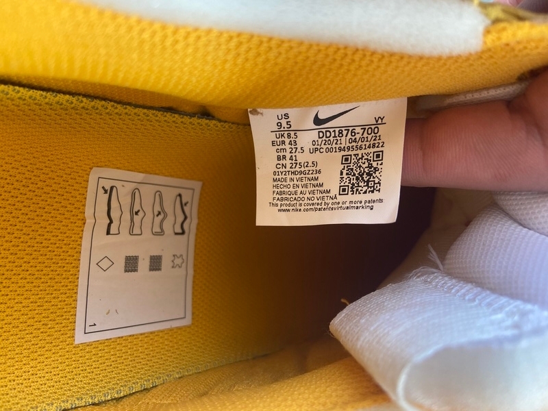 Off-White x Off White Nike Air Force 1 Low University Gold DD1876-700