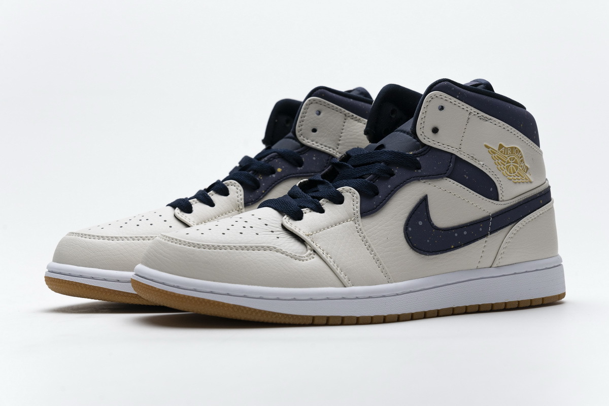 Get Air Jordan 1 Retro Mid Jeter AH6342-104