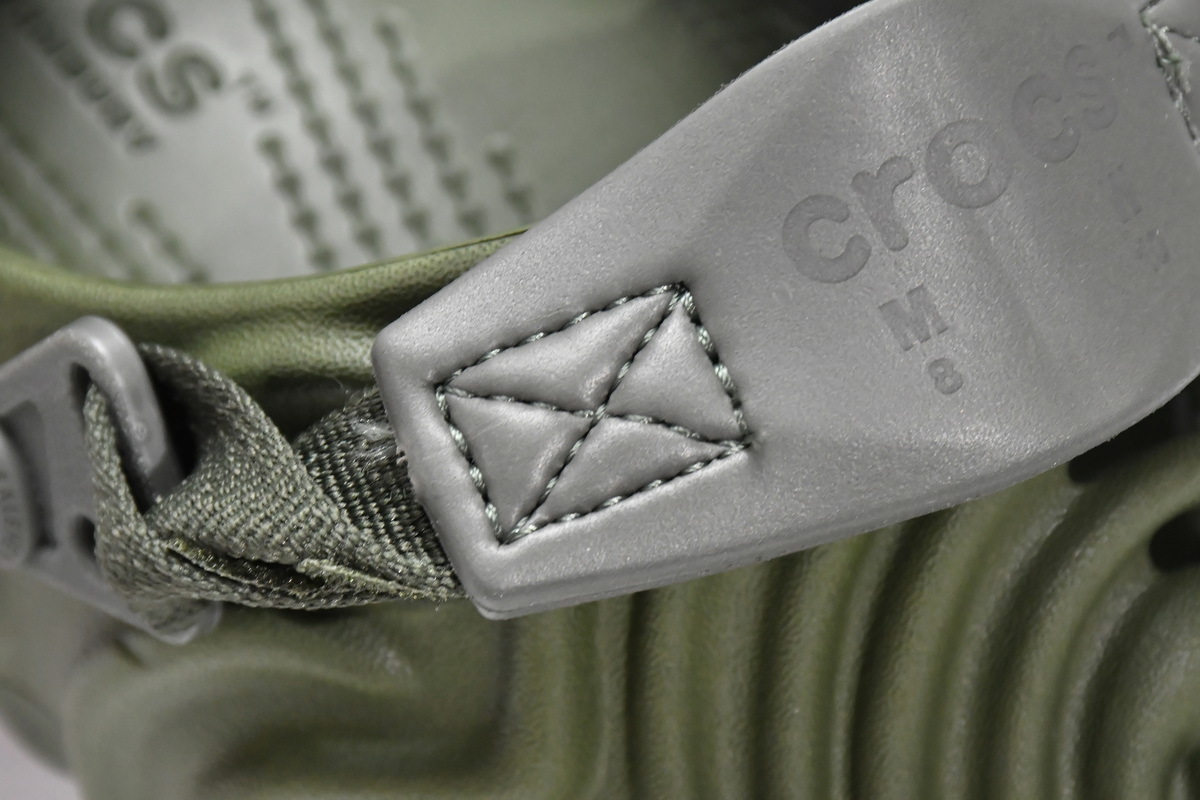 Get Saleke Bembury x Crocs Pollex Clog Cucumber 207393-309