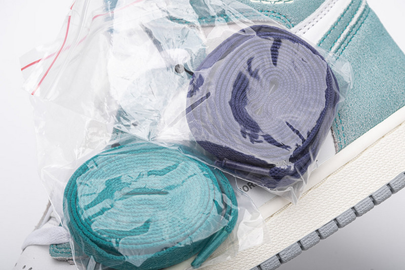 Get Air Jordan 1 Retro High Turbo Green 555088-311