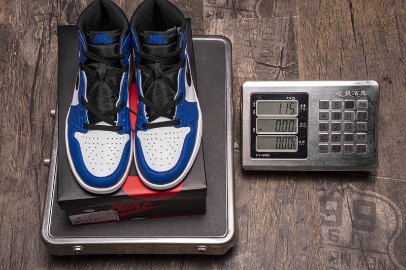 Get Air Jordan 1 Retro High Game Royal 555088-403