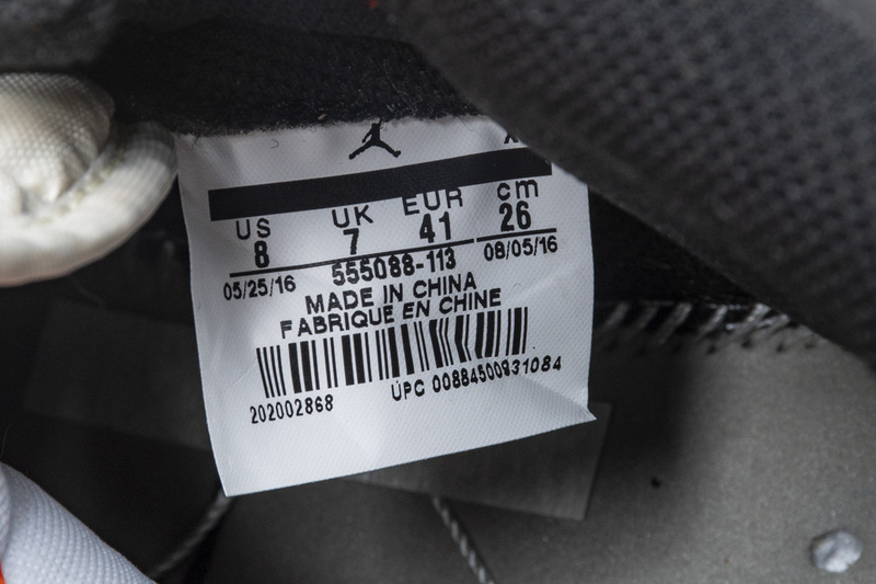 Get Air Jordan 1 Retro Reverse Shattered Backboard 555088-113