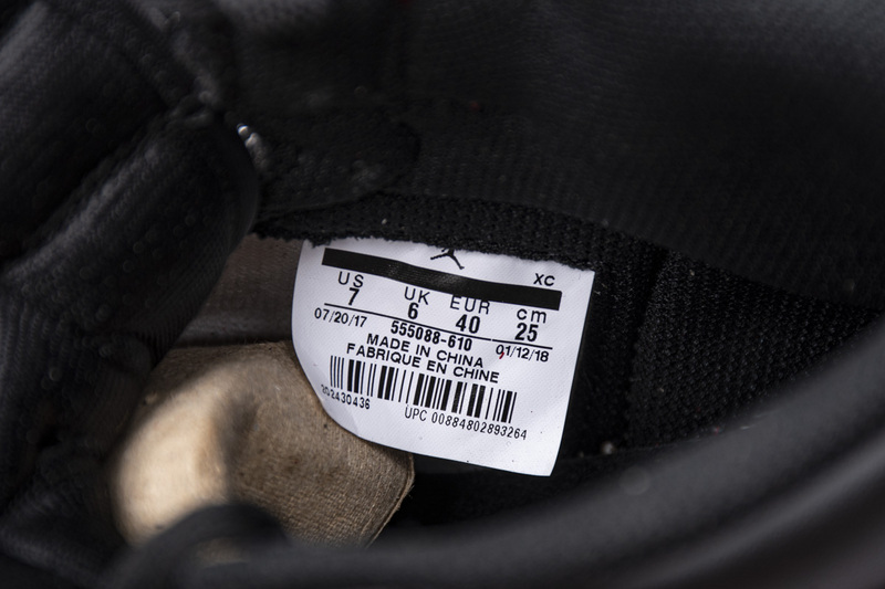 Get Air Jordan 1 Retro High Bred Toe 555088-610