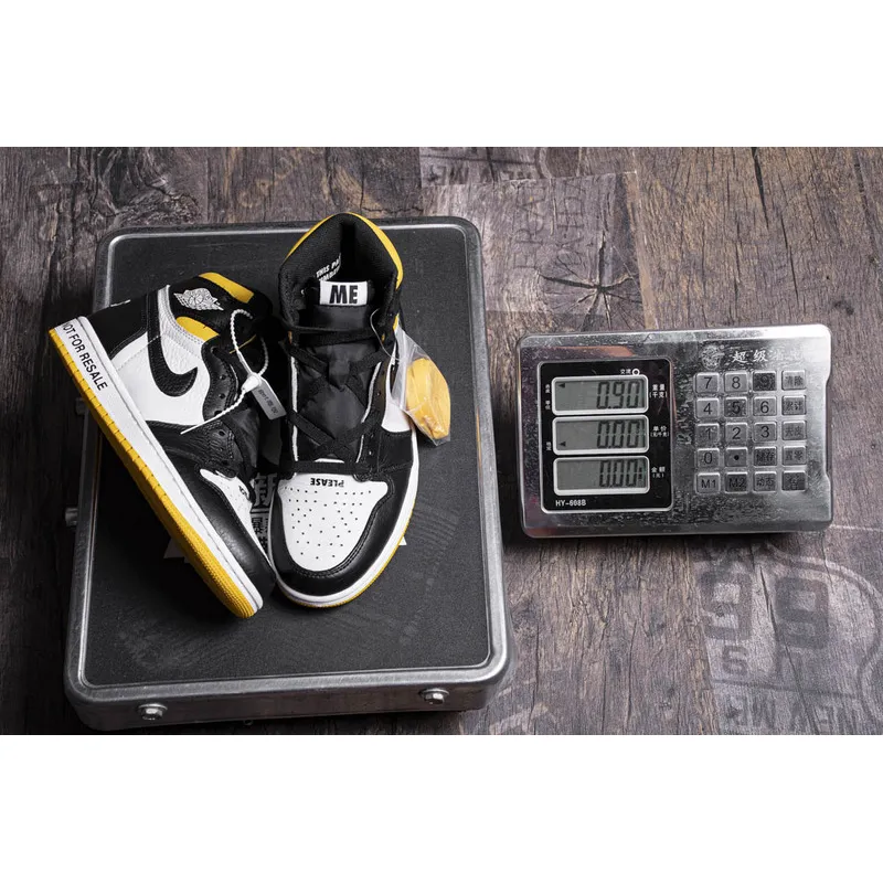 Get Air Jordan 1 Retro High Not for Resale Varsity Maize 861428-107