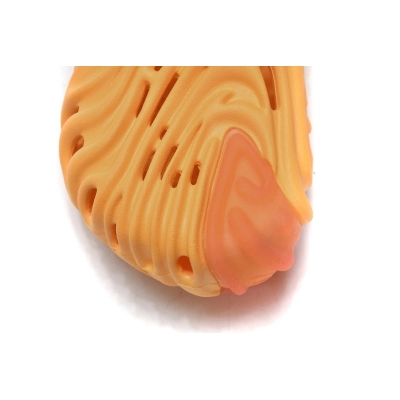 Get Saleke Bembury x Crocs Pollex Clog Yellow 207393-837 02