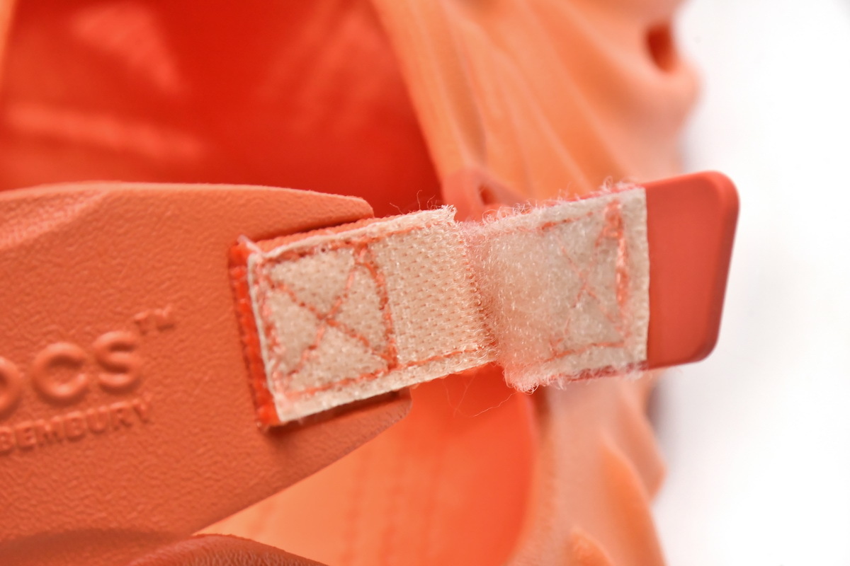 Get Saleke Bembury x Crocs Pollex Clog Orange 207393-6RL